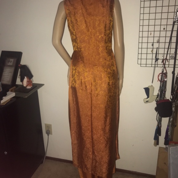 NEW ORIENTAL 2 pc. TUNIC & PANTS - Picture 5 of 9